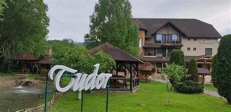 vila tudor rasnov|Pensiunea Restaurant Tudor Râșnov (contact direct)